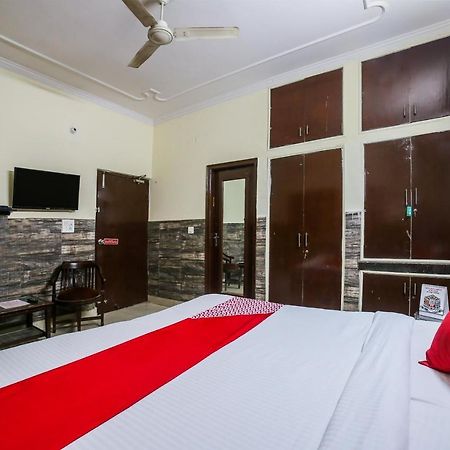 Oyo Downtown Inn Near Leisure Valley Park Gurgaon Extérieur photo